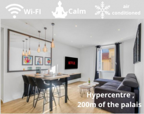 F4 Notre-Dame , Hypercentre à 2 minutes du Palais des congrès